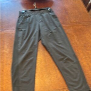 Woman’s dark green leisure Pants